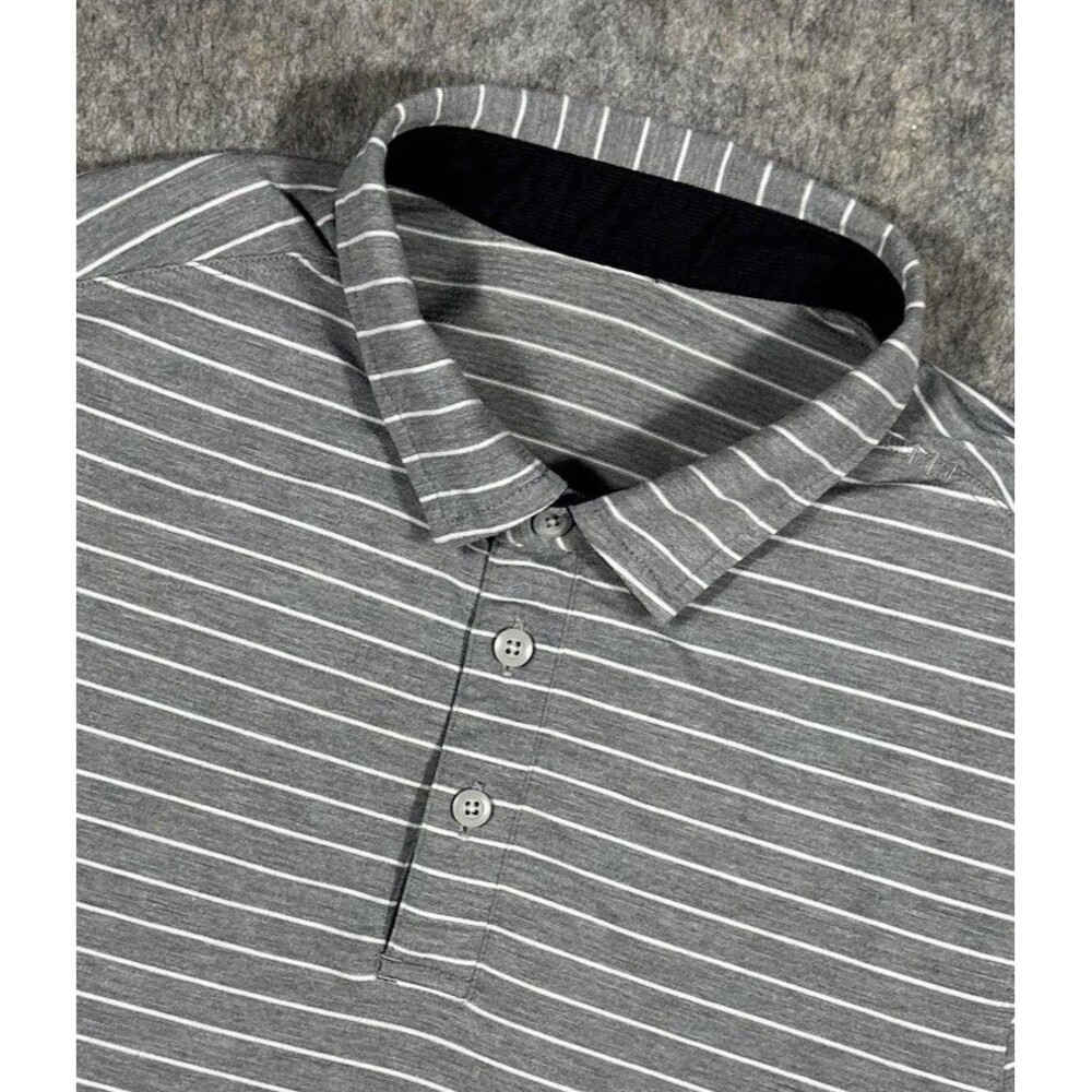 Lululemon Evolution Polo Shirt Men’s S Grey White Striped Performance Stretch